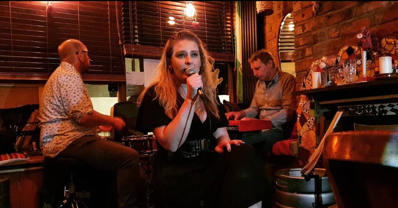Planai: Kaune gimusi atlikėja viliasi, kad greitai koncertuos ir kauniečiams.