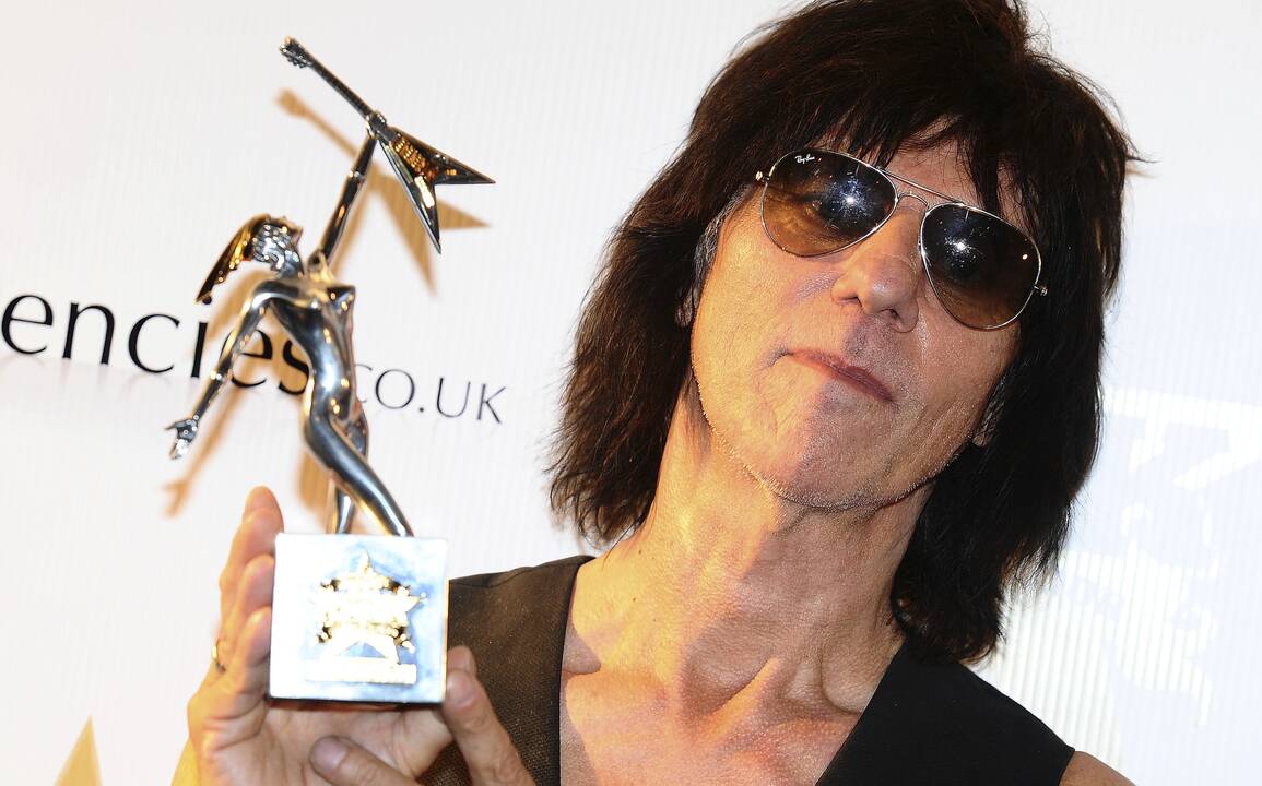 Mirė roko legenda J. Beckas