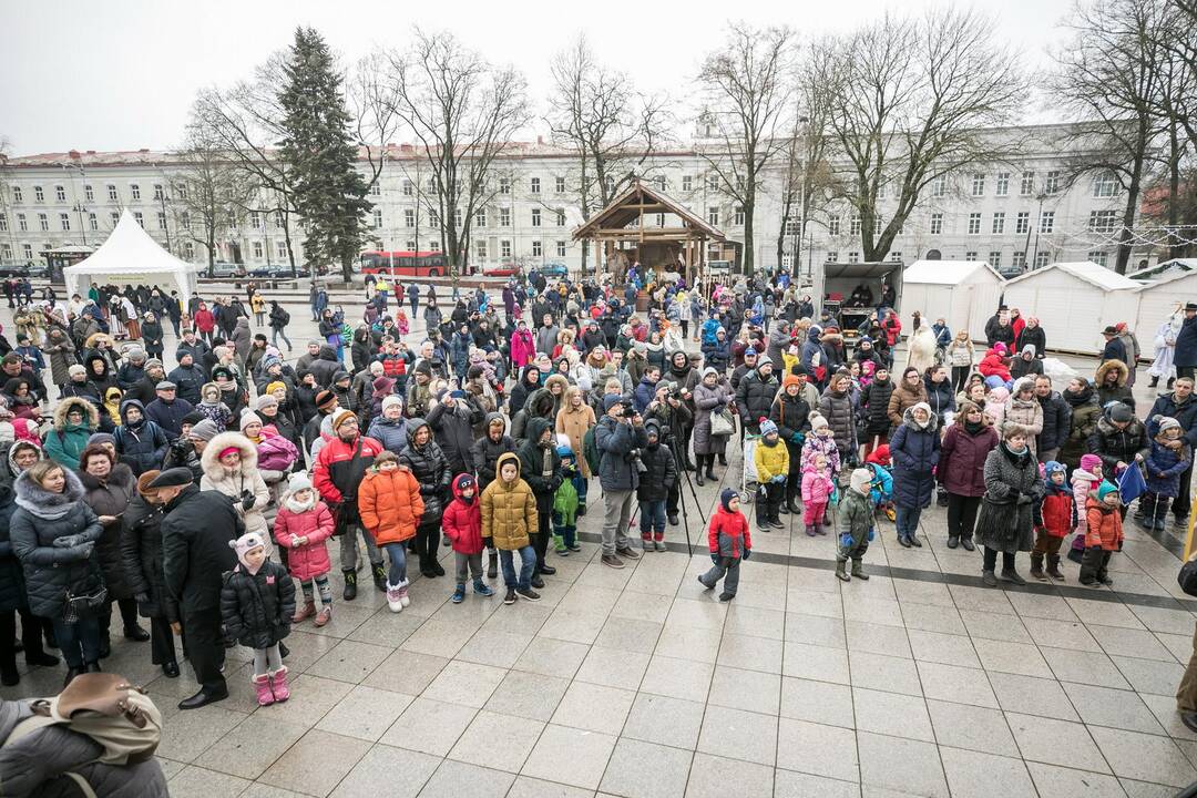 Sostinėje susirinko šeši Kalėdų Seneliai