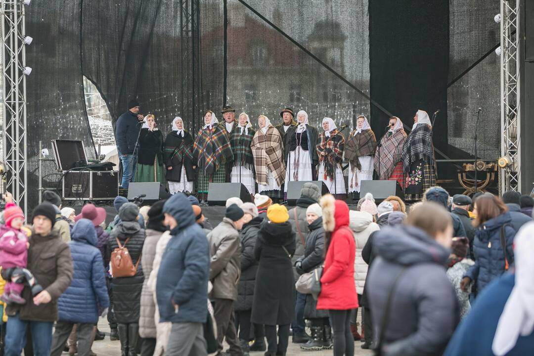 Sostinėje susirinko šeši Kalėdų Seneliai