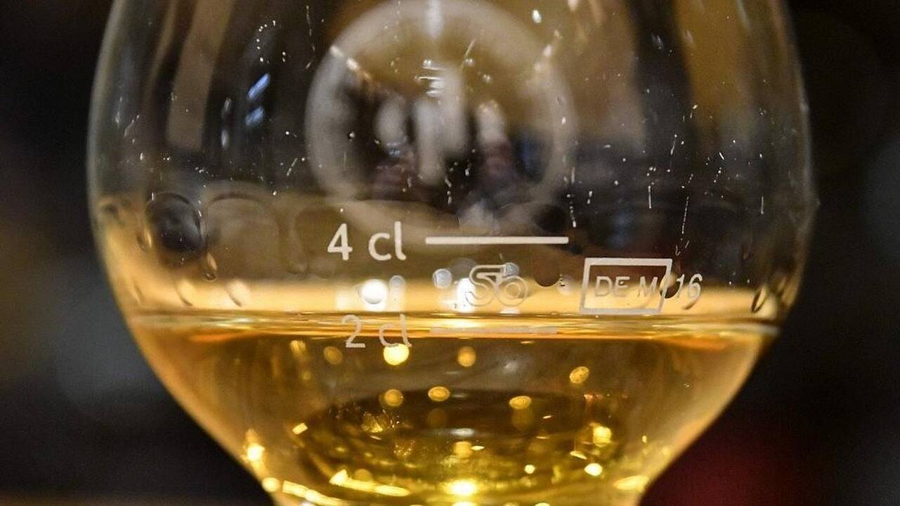Viskio butelis aukcione parduotas už beveik 1 mln. eurų