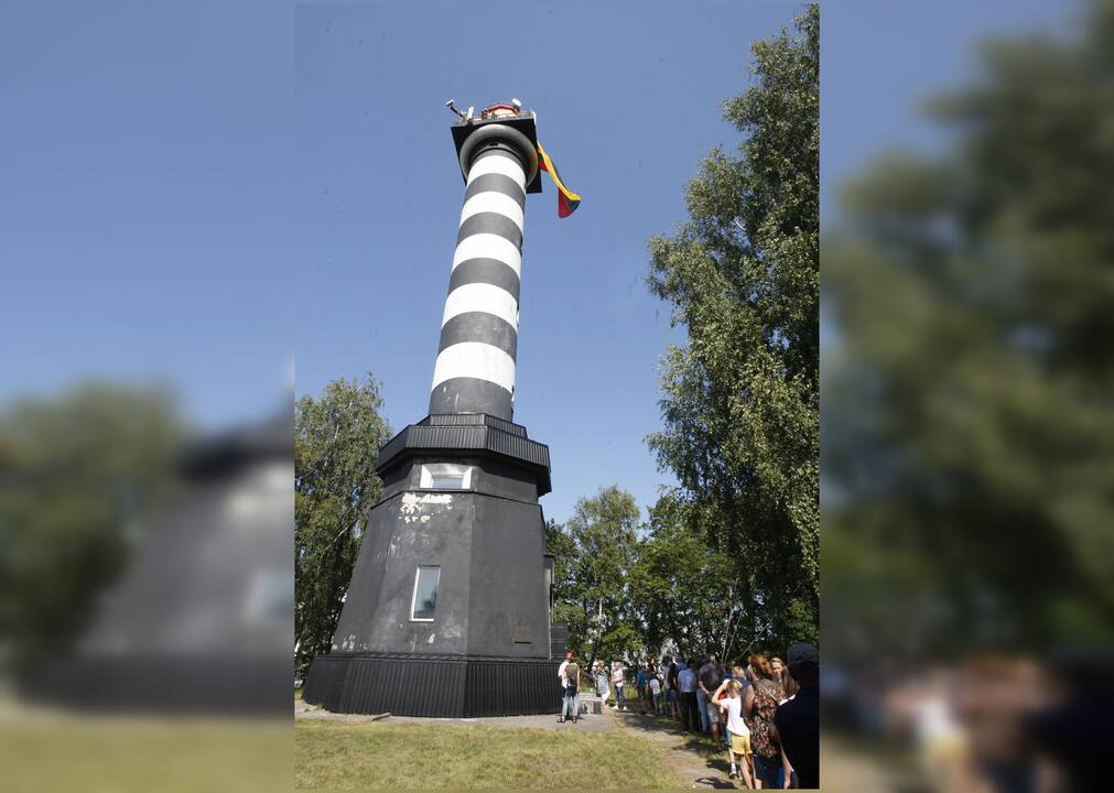 Susidomėjimas: kad švyturys ypač domina lankytojus, liudija ir tai, jog kiekvieną Pasaulinę švyturių dieną nusidriekia ilgos eilės norinčiųjų į jį pakilti.