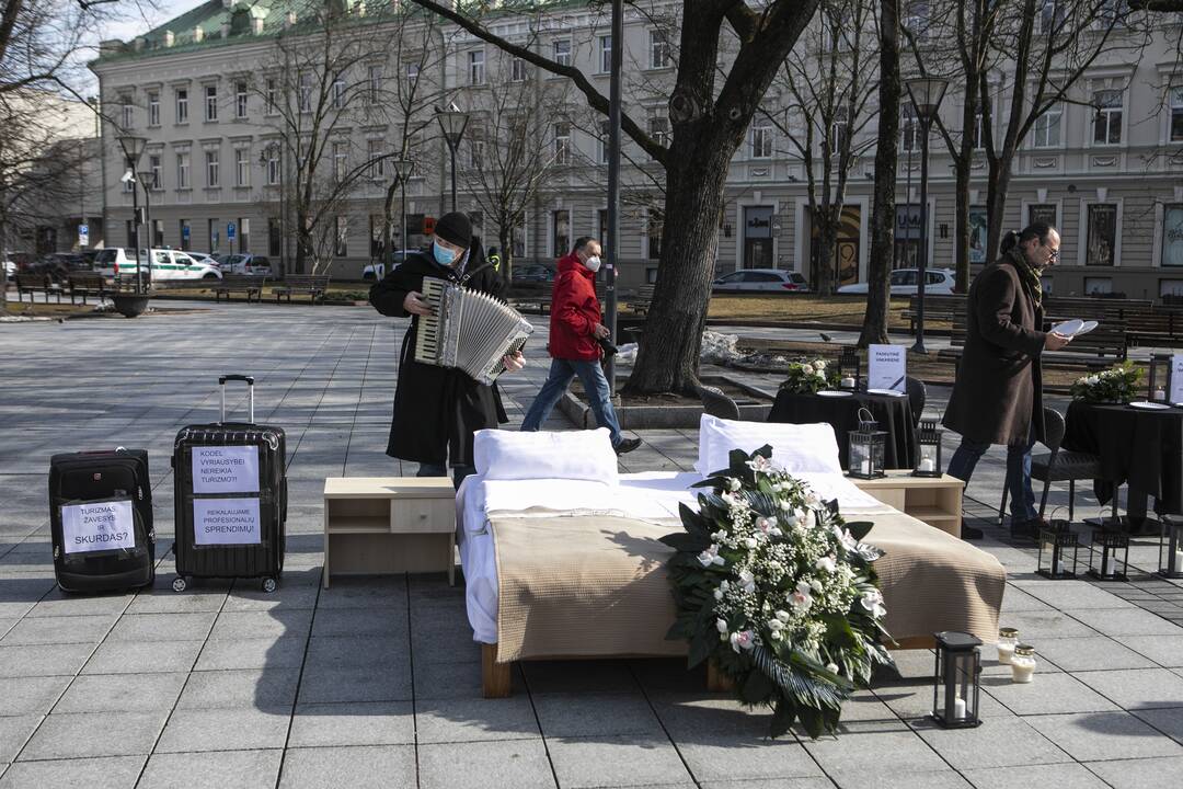 Protestas Vilniuje „Paskutinė verslo vakarienė“ 