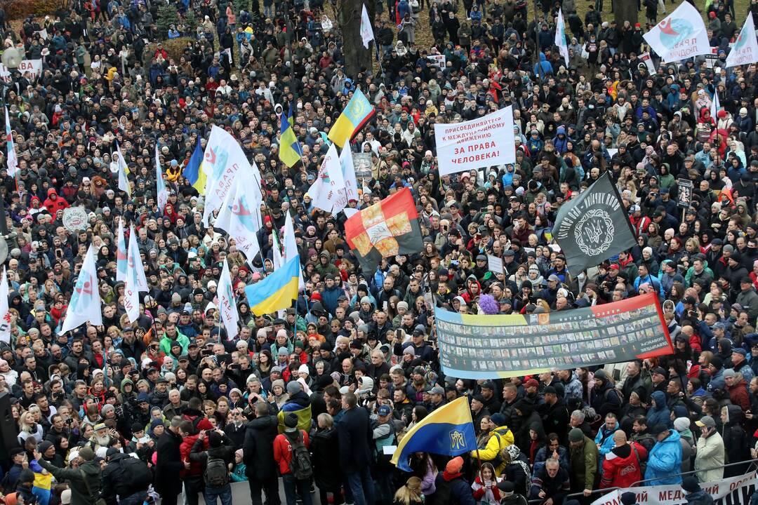 Ukrainoje šimtai žmonių dalyvavo mitinge prieš skiepus
