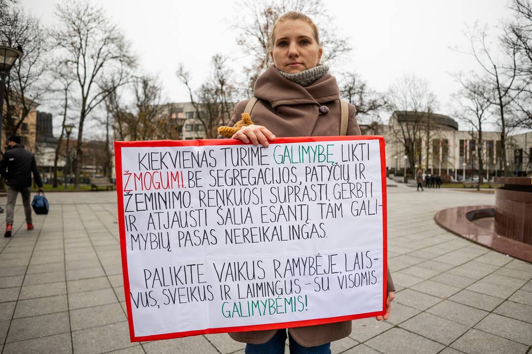 Protestas Vilniuje prieš galimybių pasą vaikams