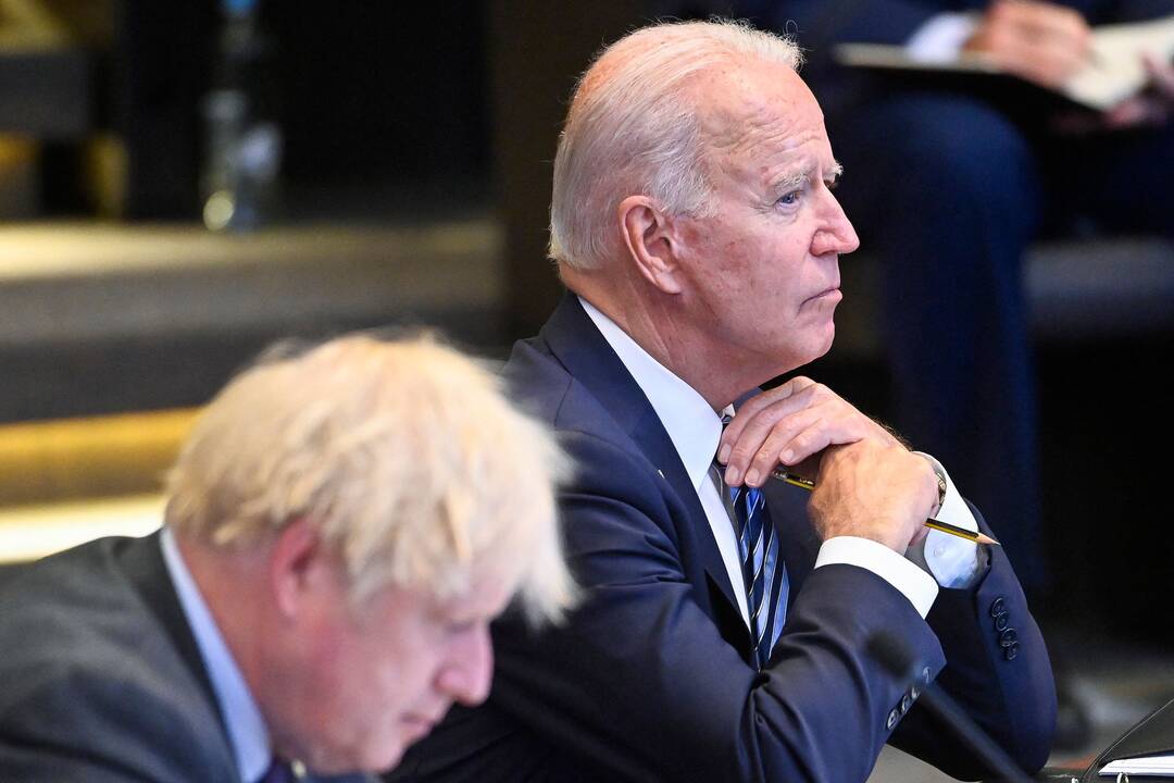 Borisas Johnsonas ir Joe Bidenas