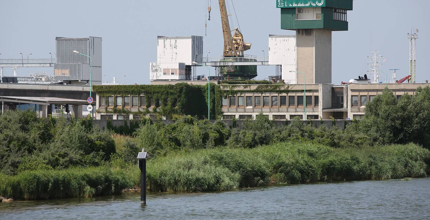 Atgyvena: buvusi Tarptautinė jūrų perkėla – viena iš Klaipėdos uosto vizualinės taršos vietų.