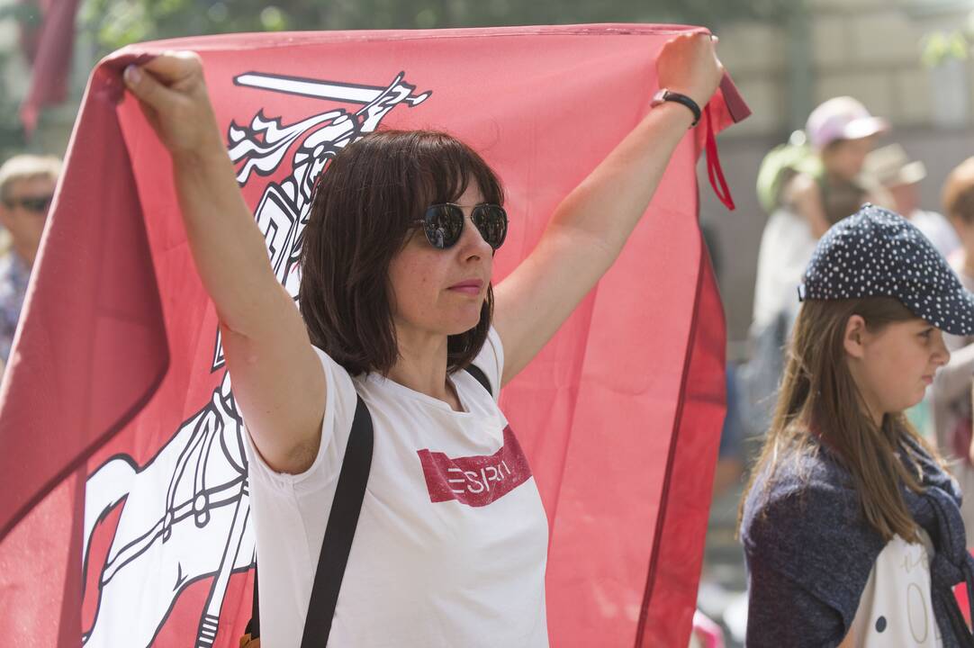 Protestas prieš privalomą testavimą ir skiepus