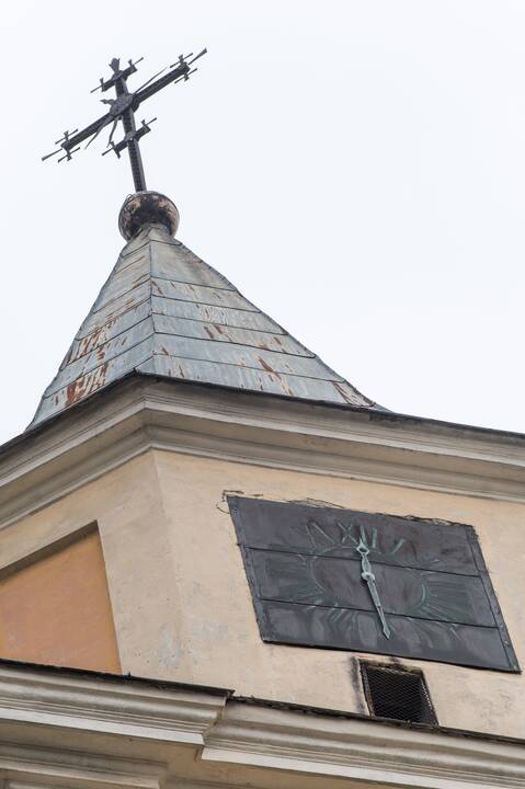 Vienybė: Vilniuje, Antakalnyje, stovinti Išganytojo bažnyčia su trinitorių vienuolynu ir Sapiegų rūmais kadaise sudarė didingą ansamblį.