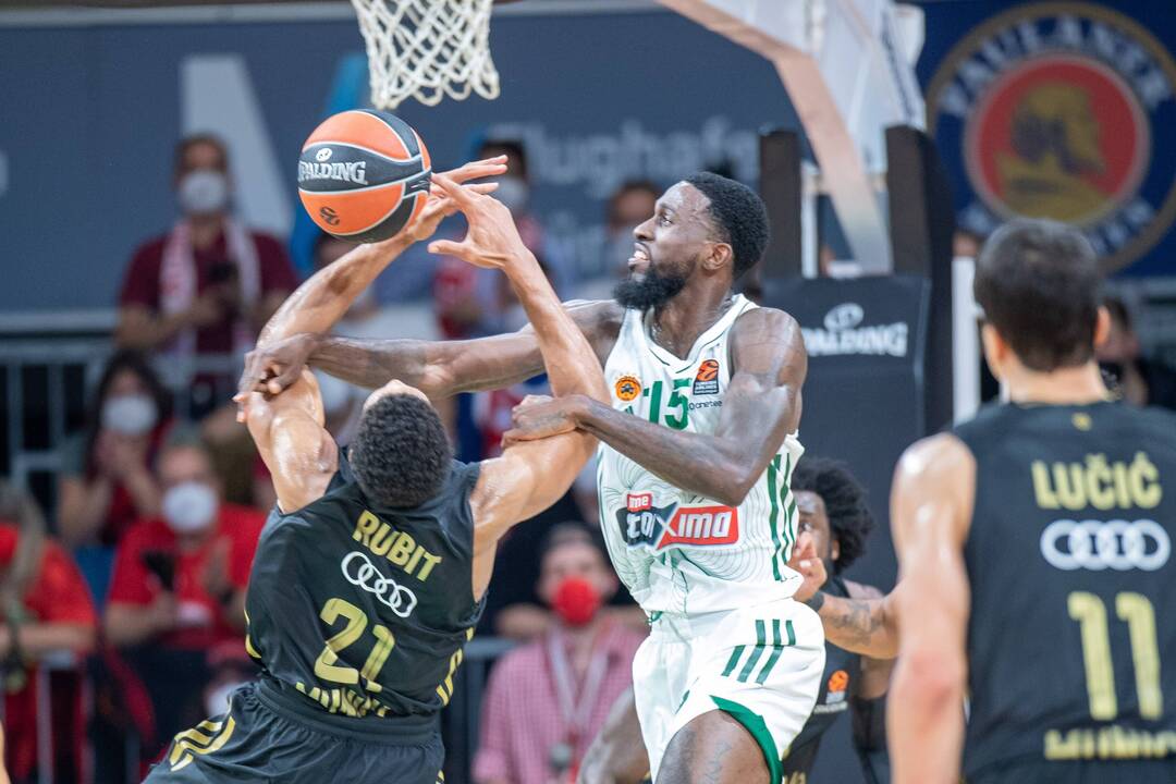 Aliarmas Atėnuose: prieš dvikovą su „Žalgiriu“ COVID-19 išplito „Panathinaikos“ klube