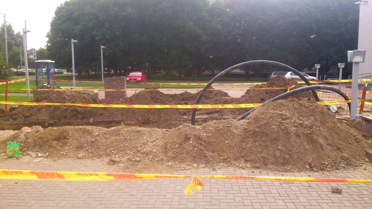 Dėl tariamo sprogmens buvo evakuoti  "Teo" darbuotojai ir klientai (papildyta)