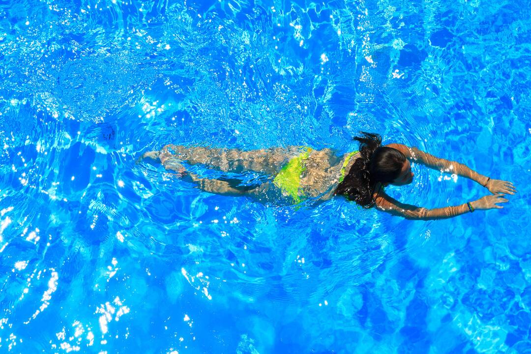 Rusijoje 10 žmonių baseine apsinuodijo chloro garais