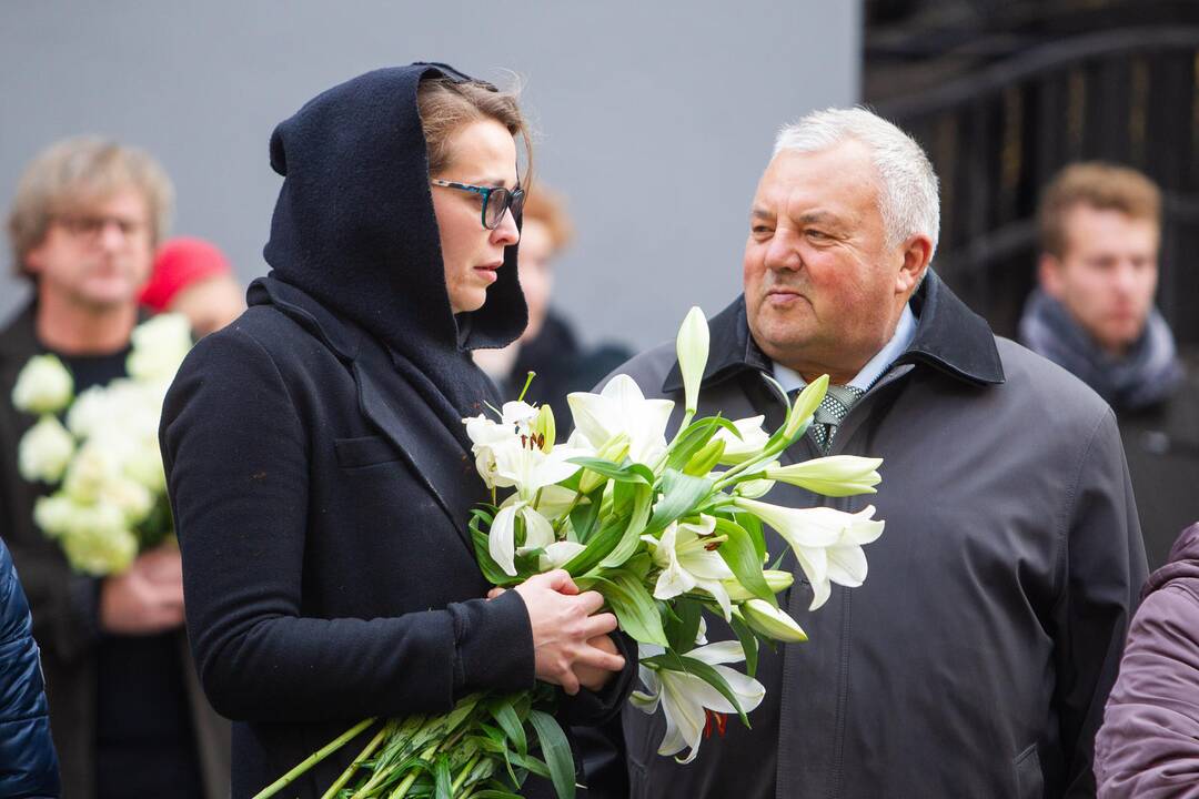 Aktorius A. Storpirštis atgulė amžino poilsio Menininkų kalnelyje