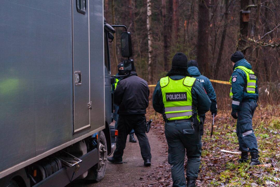 Dėl sprogmens Kleboniškio miške – tarnybų sujudimas
