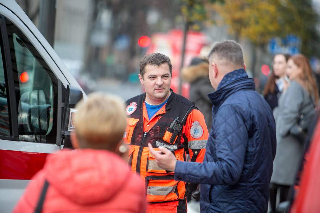 Dėl dūmų iš Kauno „Akropolio“ evakuoti žmonės