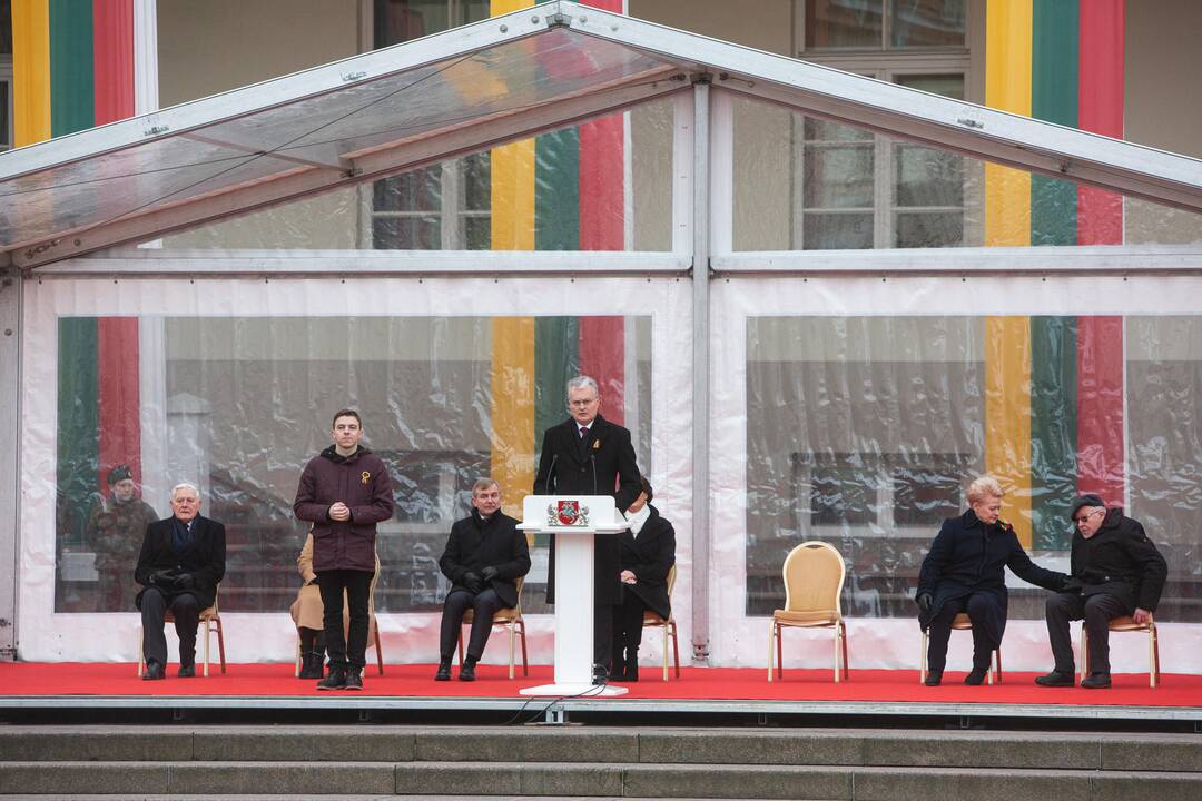 Trijų Baltijos valstybių vėliavų pakėlimo ceremonija S. Daukanto aikštėje