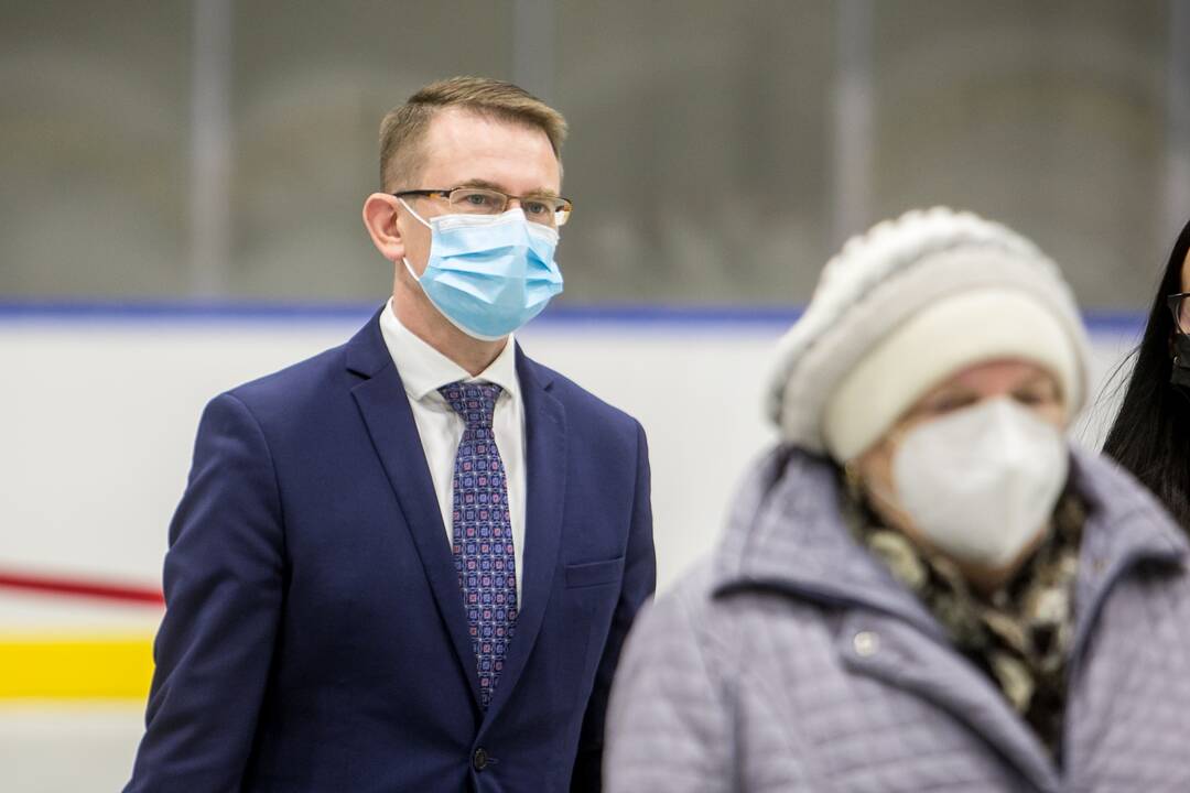 Kaune A. Dulkys pasiskiepijo trečiąja vakcinos nuo COVID-19 doze
