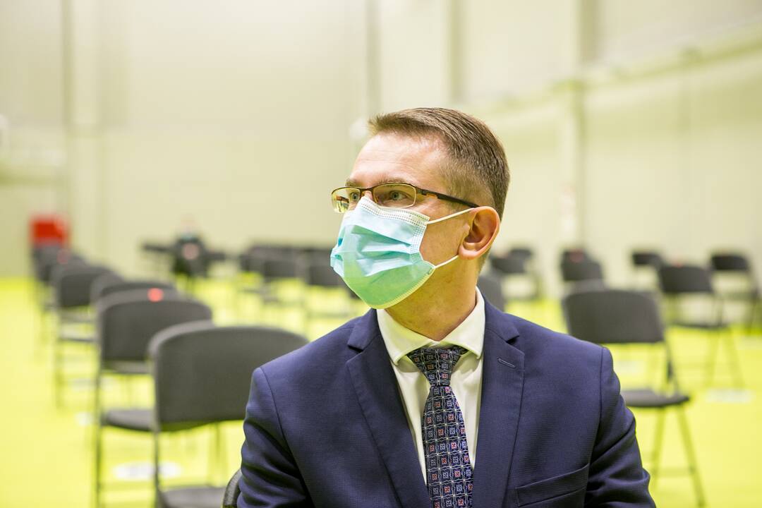 Kaune A. Dulkys pasiskiepijo trečiąja vakcinos nuo COVID-19 doze