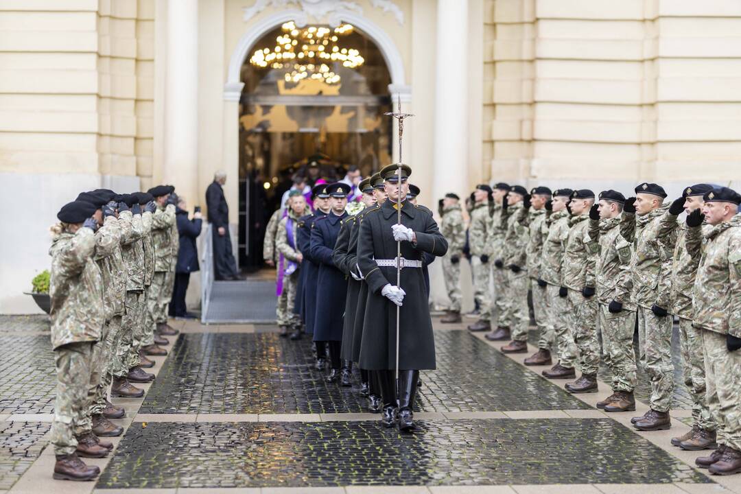 Pulkininko J. Vitkaus-Kazimieraičio laidotuvių ceremonija