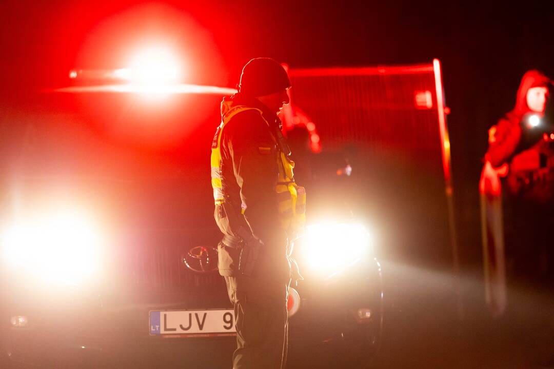 Pasienyje su Baltarusija apgręžti 16 migrantų