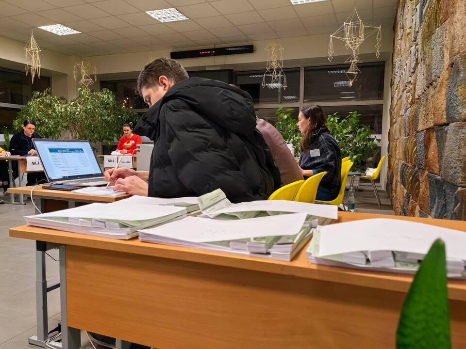Rinkimai baigėsi – skaičiuojami rezultatai