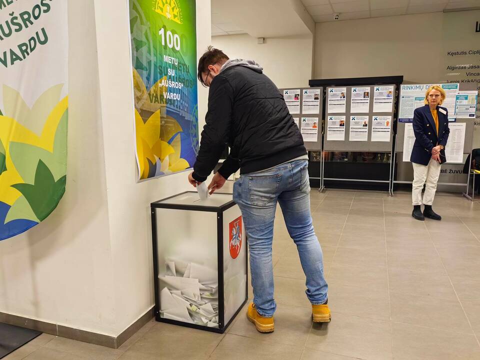 Rinkimai baigėsi – skaičiuojami rezultatai