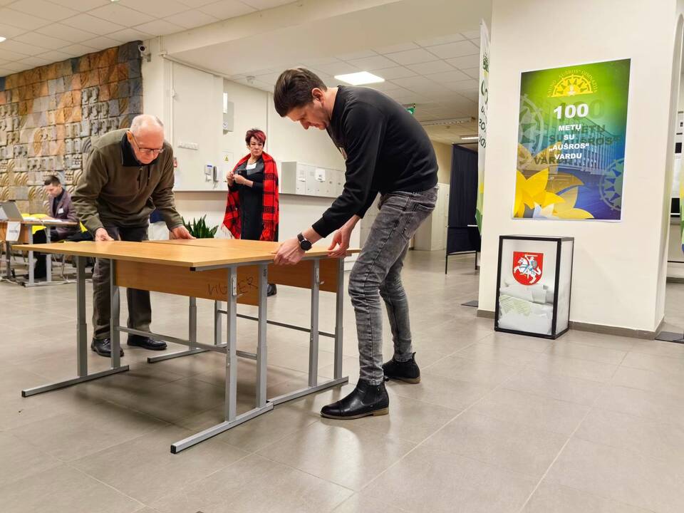 Rinkimai baigėsi – skaičiuojami rezultatai