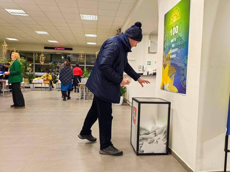 Rinkimai baigėsi – skaičiuojami rezultatai