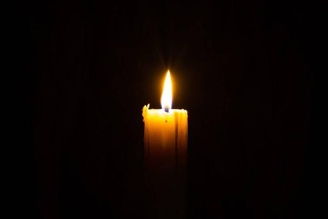 Tragedija Ukmergės rajone: užgriuvus sienai vienas žmogus žuvo, kitas sužalotas