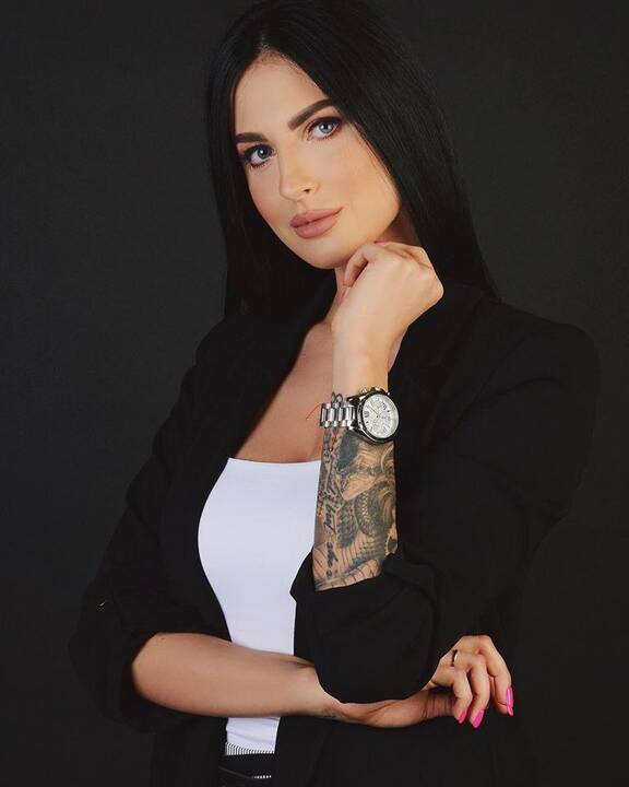 Situacija: grožio salonai užvėrė duris ir nežinia, kada atsidarys.