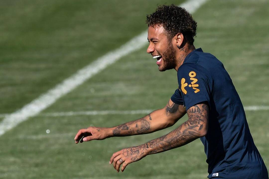 Nemalonų siurprizą savo sirgaliams pateikė ir Brazilijos futbolo rinktinė
