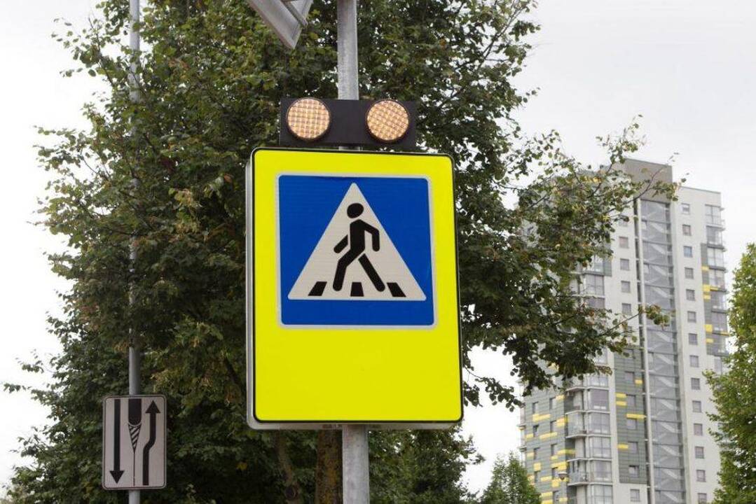 Ieškoma Klaipėdos perėjoje vaiką partrenkusi BMW vairuotoja