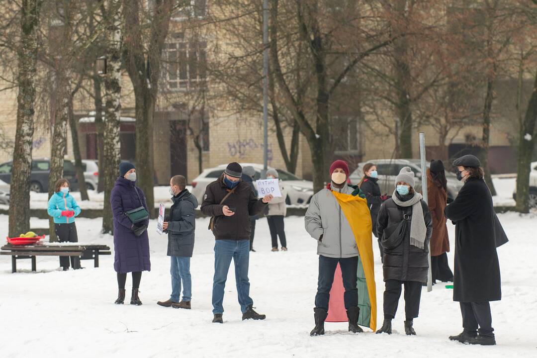 Po A. Navalno sulaikymo – piketas prie Rusijos ambasados Vilniuje