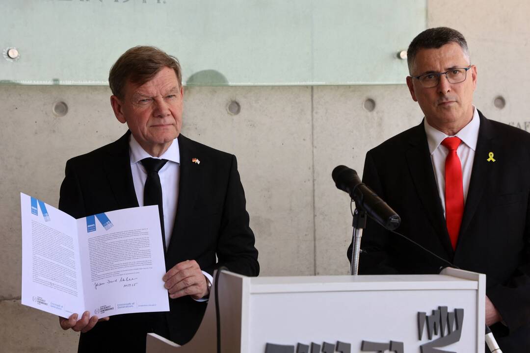 Izraelio ministras: šalis visiškai pritaria JAV planui