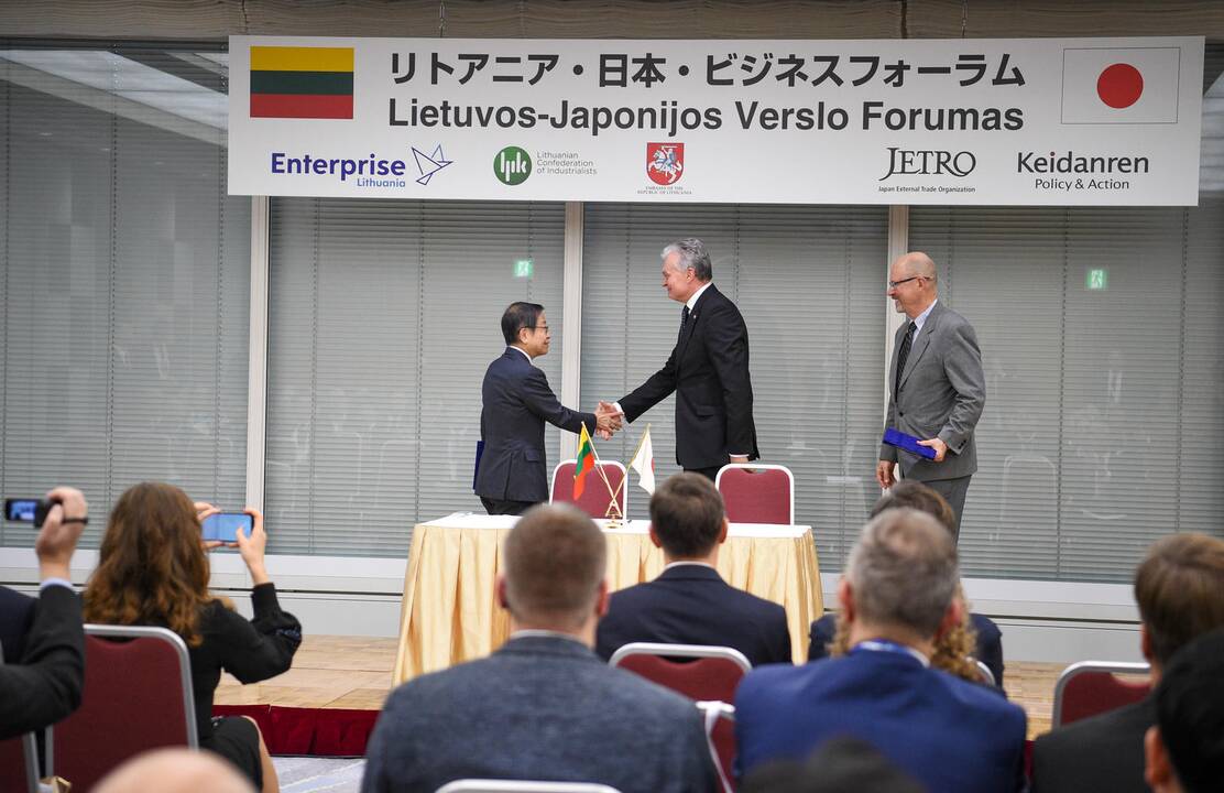 Prezidentas atidarė Lietuvos-Japonijos verslo forumą