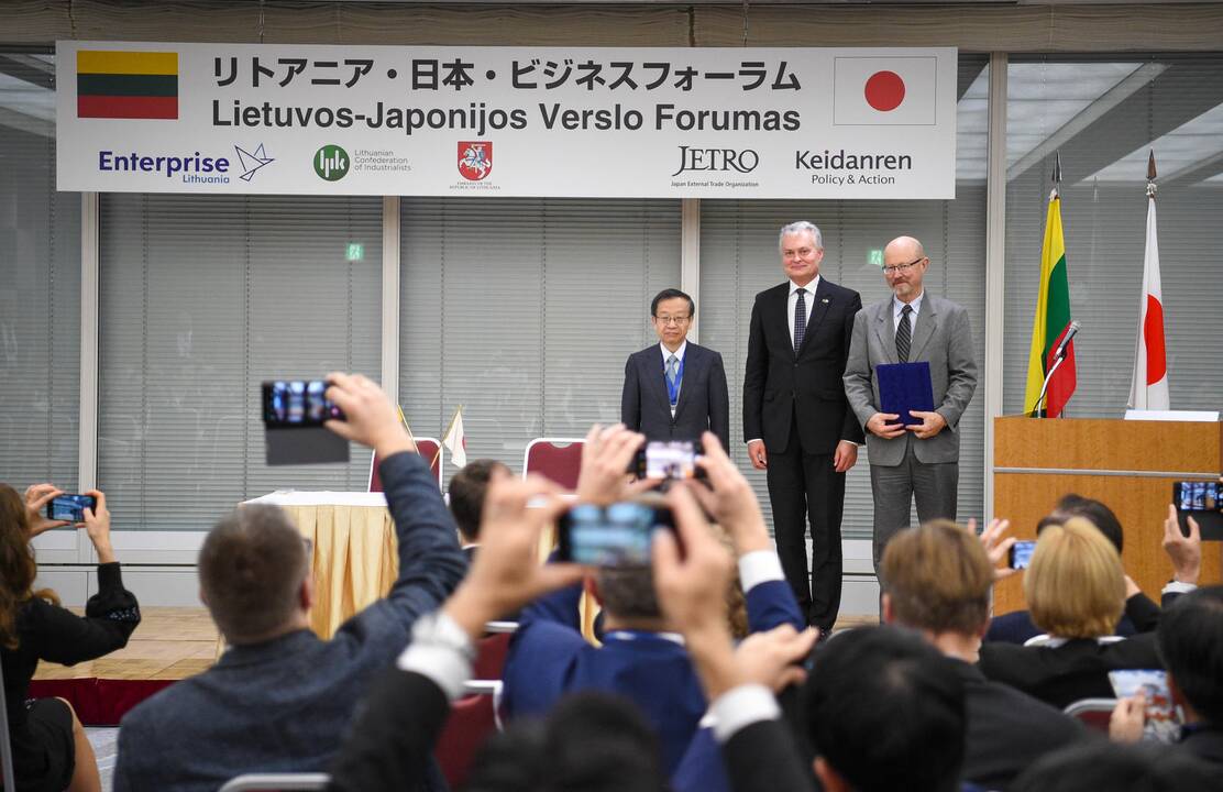 Prezidentas atidarė Lietuvos-Japonijos verslo forumą