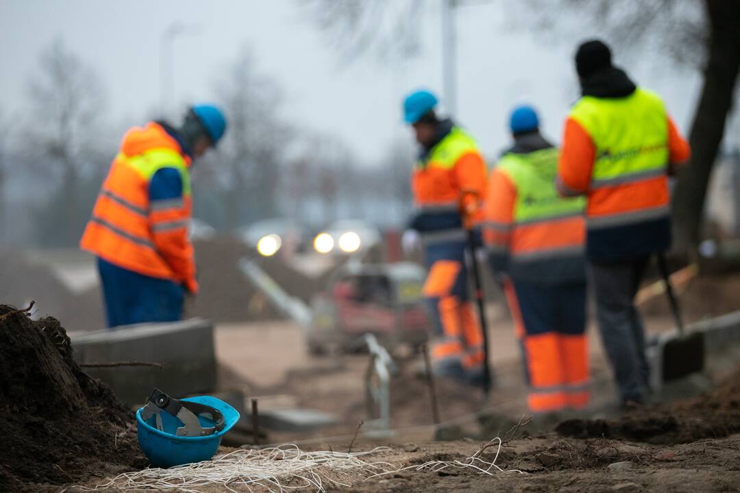 Sutvarkys: šioje vietoje atsiras nauja aikštelė ir bus papildomai apželdinta erdvė prie pastato.