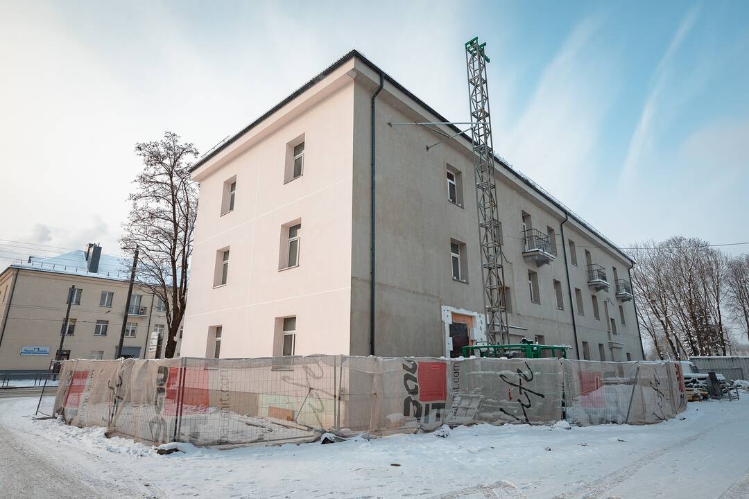 Likimas: vieninteliai Mariaus namai nuo 2019 m. yra šie nakvynės namai, ir jis džiaugiasi tuo, ką turi.