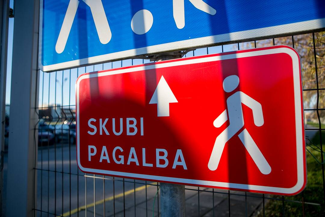 Priežastis: remiantis dukros pasakojimu, už paslaugas Kauno klinikų Skubios pagalbos skyriuje 78 metų kaunietės prašyta susimokėti teigiant, kad ji vos po keleto dienų į skyrių atvyko dėl tos pačios priežasties.