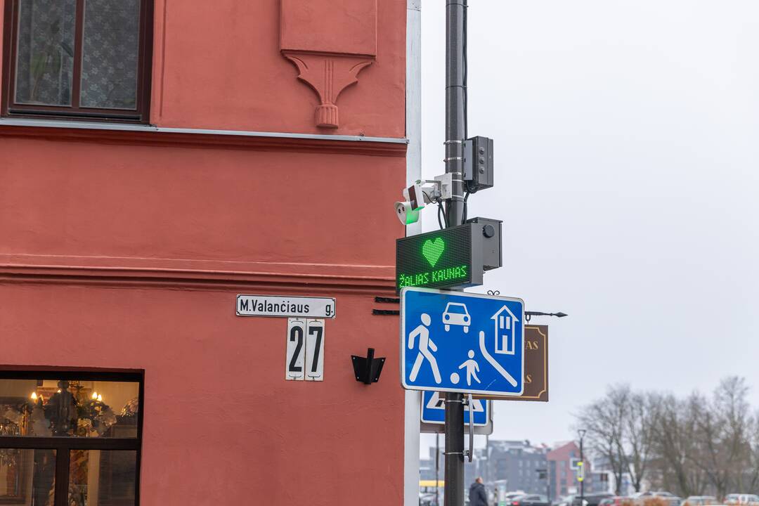 Tranzitas: nemažai vairuotojų kerta Senamiestį, važiuodami nuo Muitinės iki A. Jakšto g.
