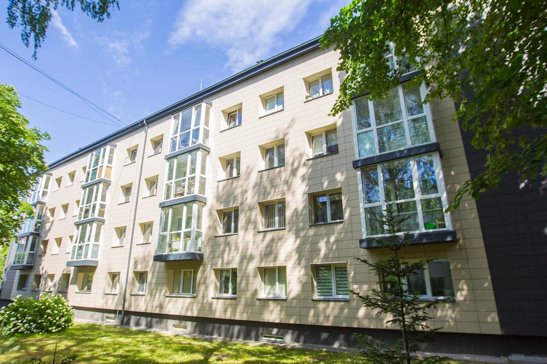 Aiškinasi: FNTT pradėjo ikiteisminį tyrimą dėl galimo "Būsto valdos" sukčiavimo renovuojant K.Baršausko g. 88-ąjį namą.
