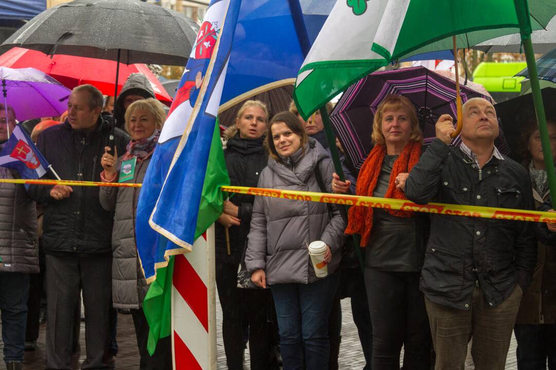 Piketas prieš planus dalį Kauno rajono teritorijos prijungti prie miesto