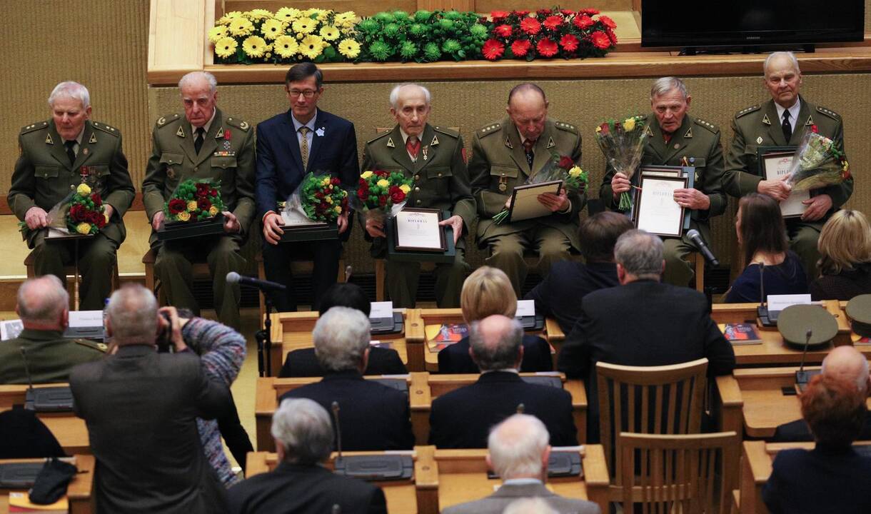 Laisvės premijos įteikimo partizanams ceremonija