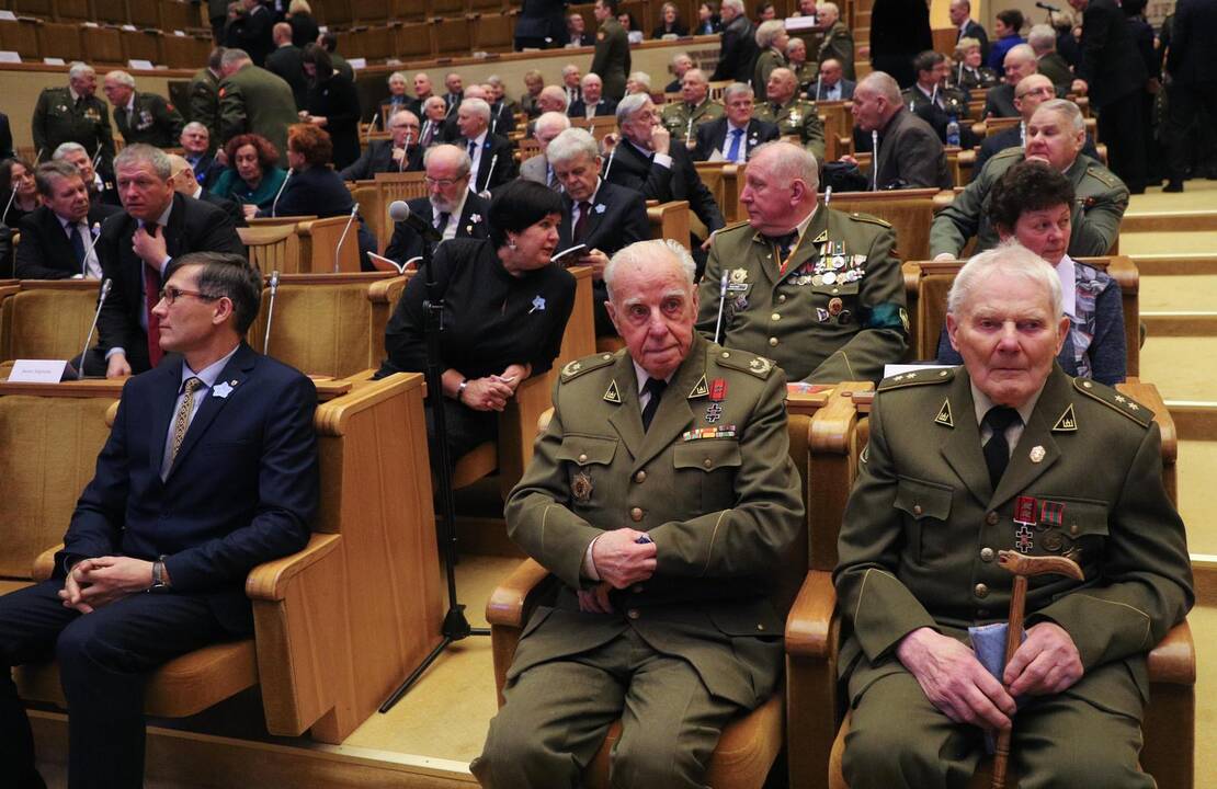 Laisvės premijos įteikimo partizanams ceremonija
