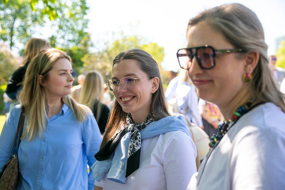 Eisena Pasaulinės mamų psichikos sveikatos proga