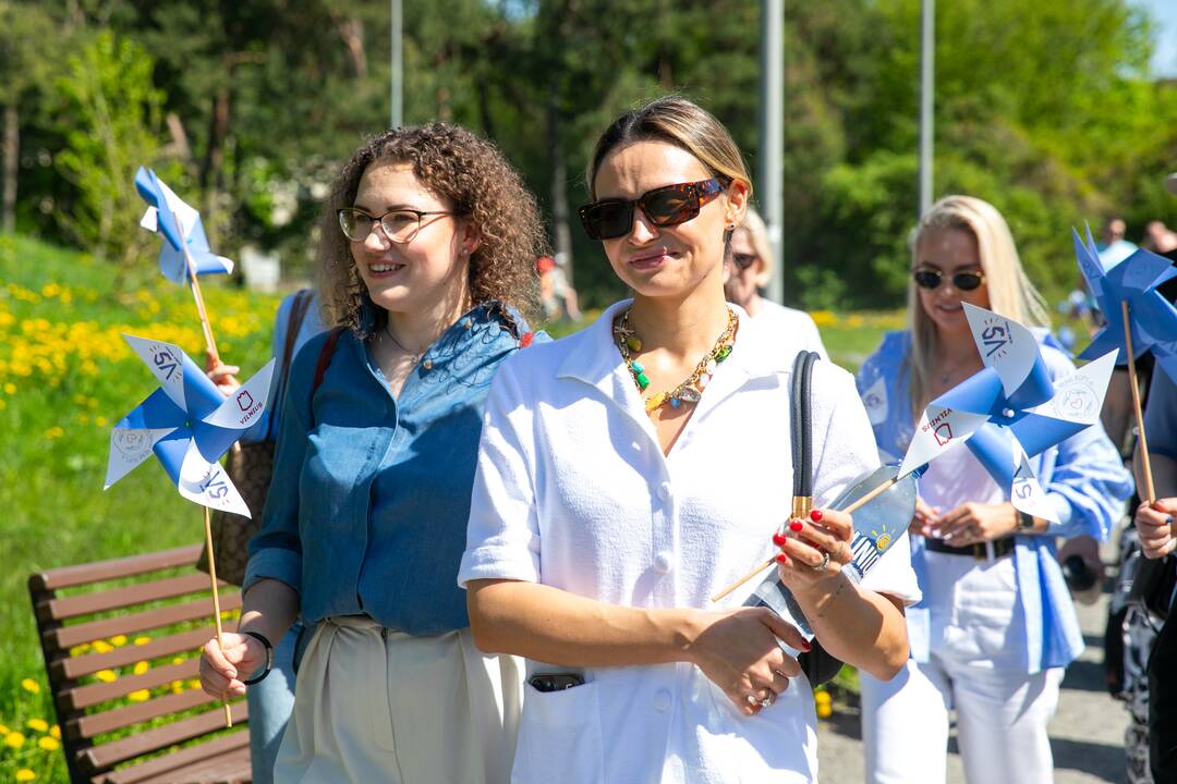 Eisena Pasaulinės mamų psichikos sveikatos proga