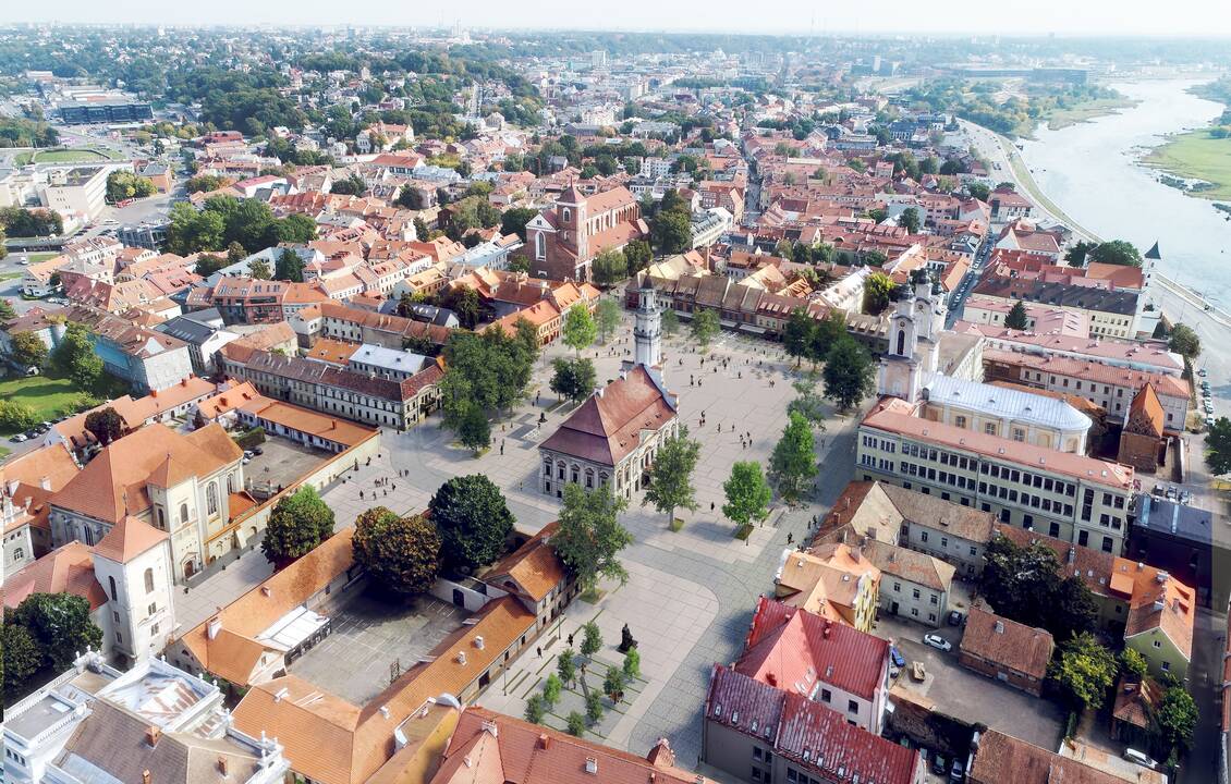Pinigai: rotušės atnaujinimas kainuos 3,336 mln. eurų.