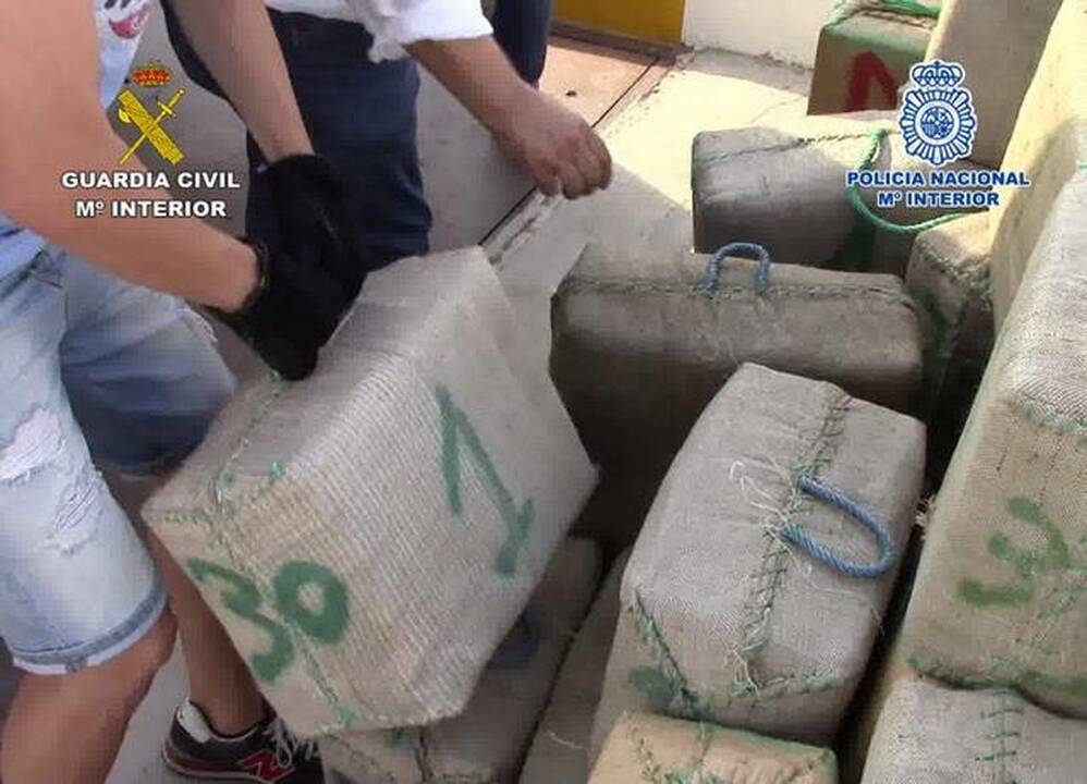 Viduržemio jūroje sulaikyta šiais metais didžiausia hašišo kontrabanda 