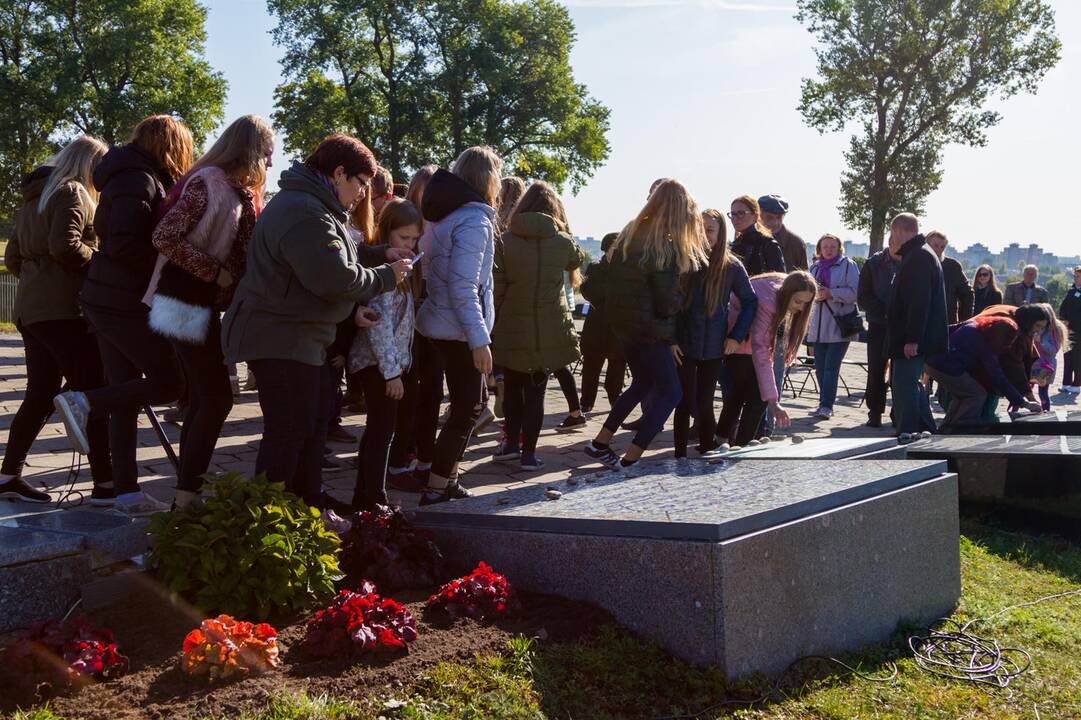 Pilietinė iniciatyva "Atminties kelias"