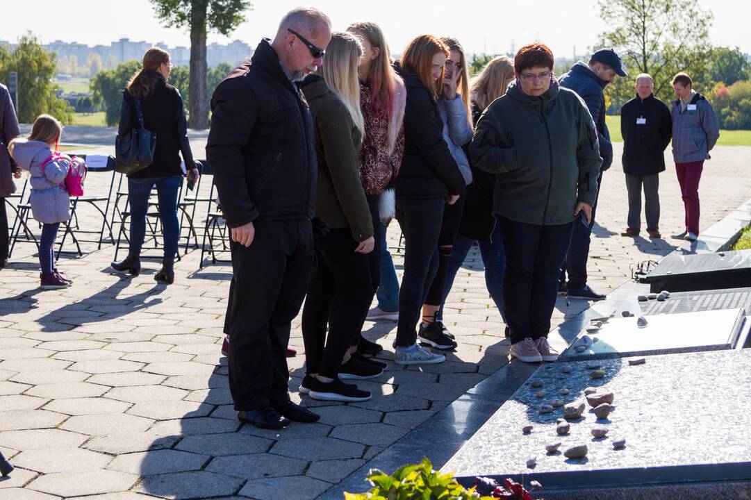 Pilietinė iniciatyva "Atminties kelias"